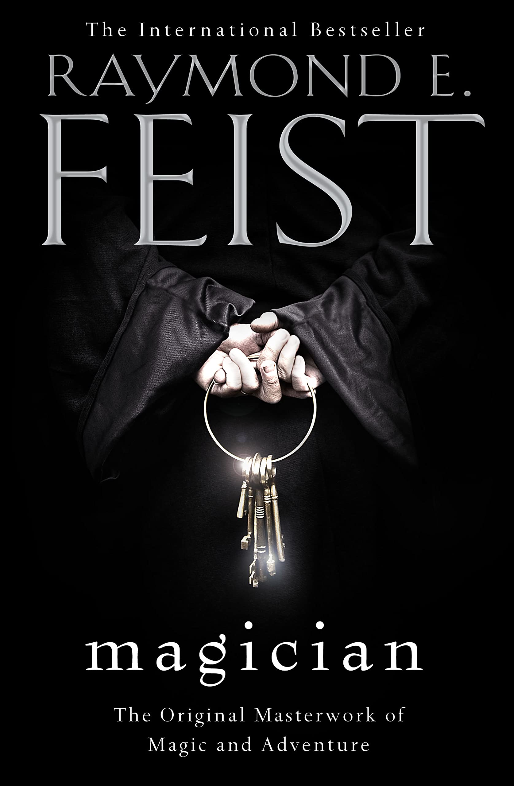 Magician: Book 1