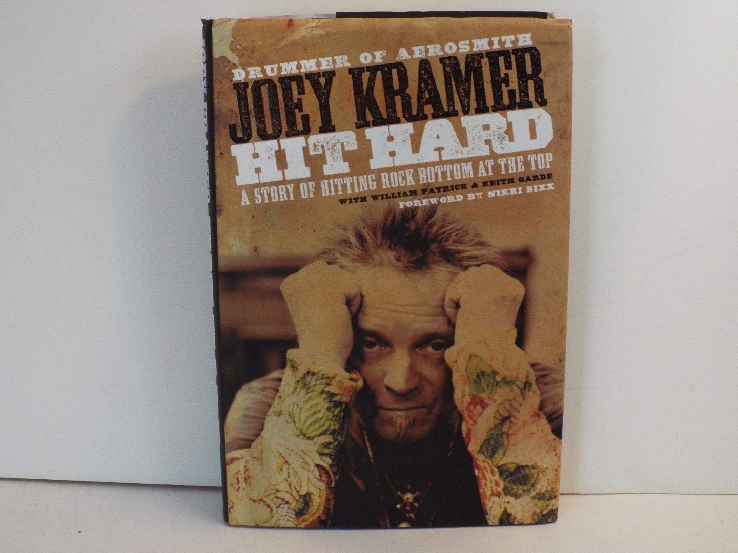 Hit Hard: A Story of Hitting Rock Bottom at the Top: Arts & Photography