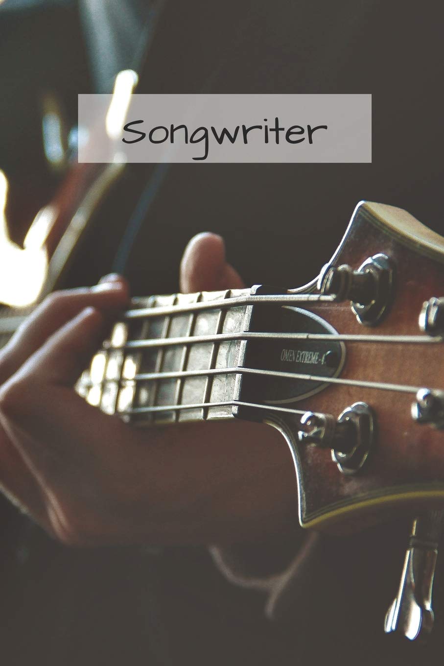 Songwriter Notizbuch: Tagebuch / Notebook für deine Songtexte | 120 Seiten liniert | Geschenk für Songwriter