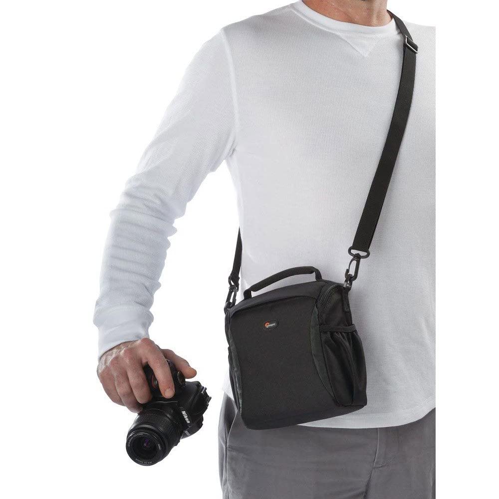 Lowepro Format 140 Fotoğraf Makinesi Omuz Çantası, Siyah