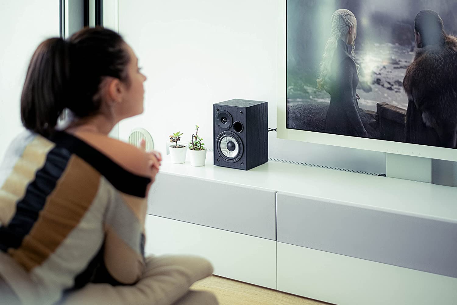 Edifier Studio R980T 2.0 Hoparlör Sistemi (24 Watt)