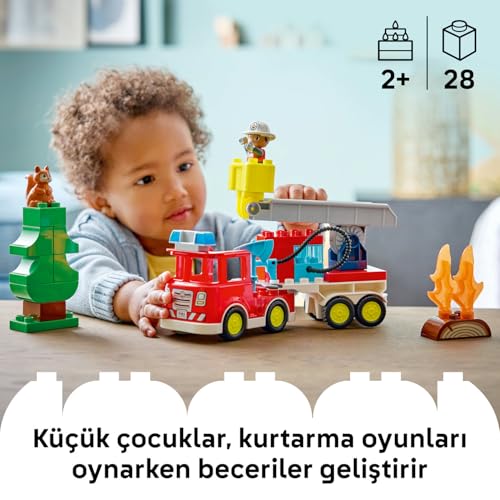 LEGO DUPLO Kasabası Hortumlu İtfaiye Aracı ve İtfaiyeci 10473-2 Yaş ve Üzeri Çocuklar için İtfaiyeci Figürü, Sincap, Balta ve Anahtar İçeren Eğitici Oyuncak Yapım Seti, Hediye Fikri (28 Parça)