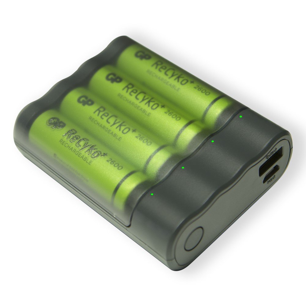 GP Batteries GPX411 ChargeAnyWay 2-in-1 Pil Şarj Cihazı + Anlık Powerbank ve Recyko+ 4 Adet 2700 AA Kalem Pilli Set