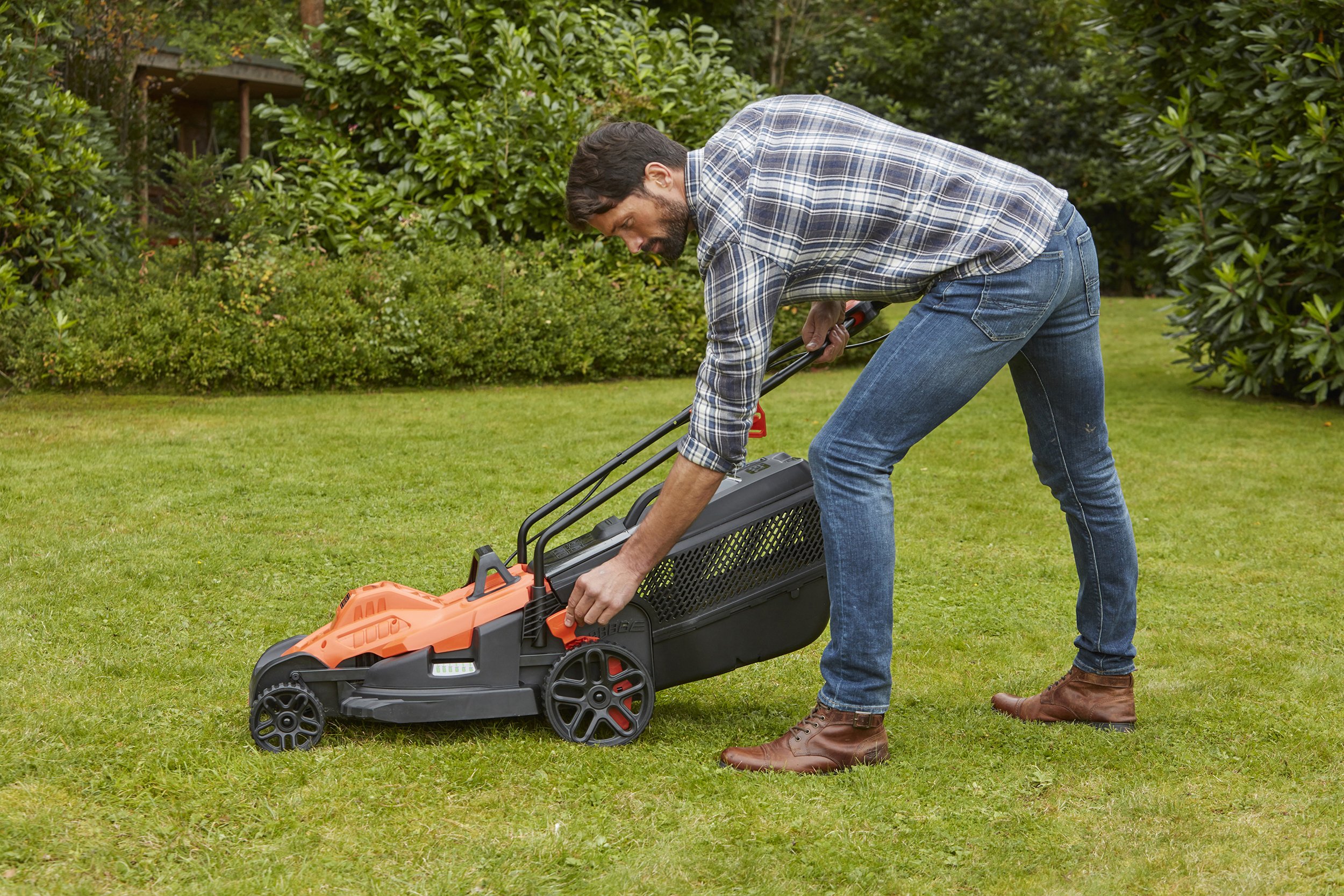 Black + Decker Bemw461Bh/Qs 1400W 34 Cm Çim Kesme Makinesi(Bike Handle)