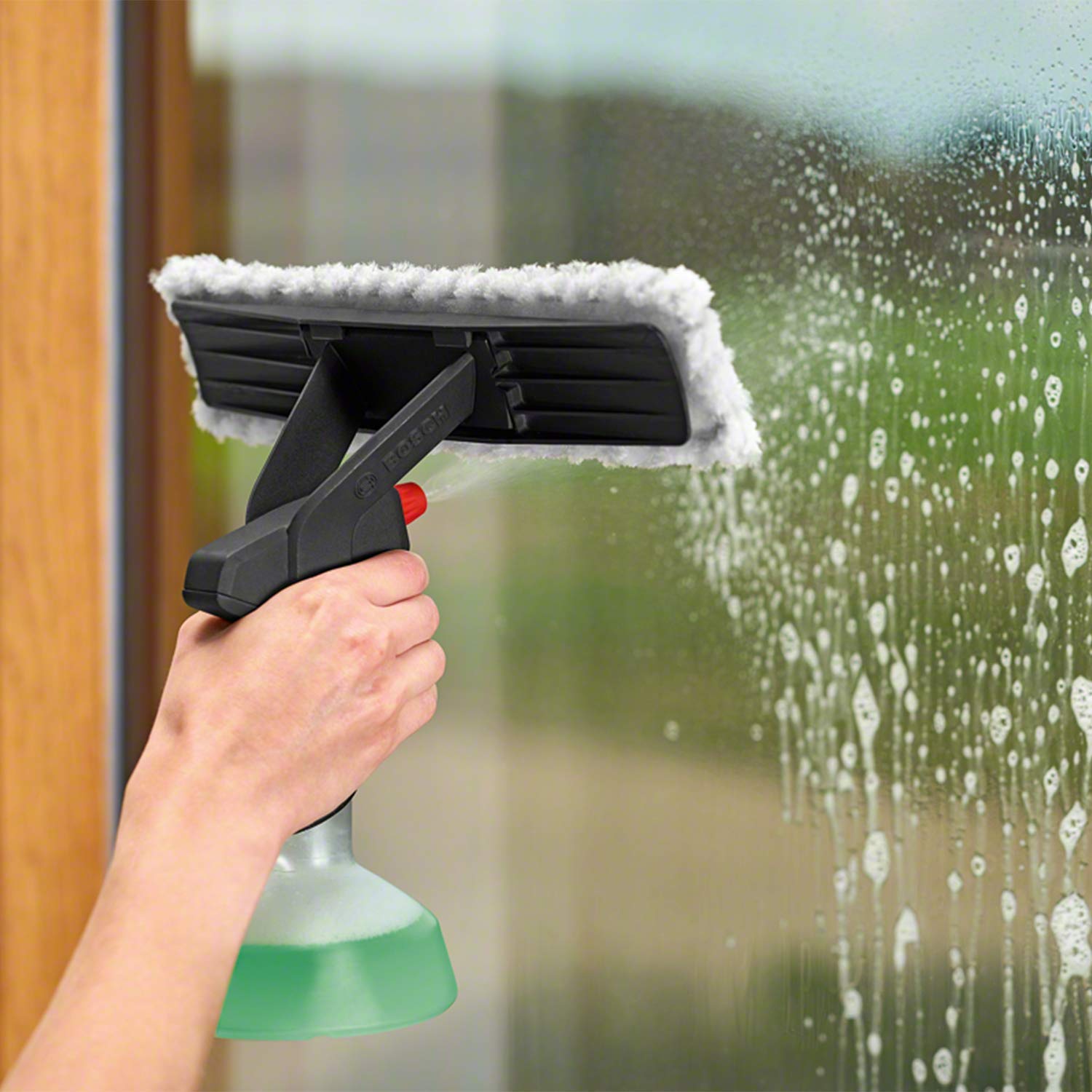 Bosch Home And Garden Akülü Pencere Temizleyici, Glassvac Cam Temizleyici, Premium Paket, Pencere, Ayna ve Duş Temizliği için, Çalışma Süresi Yaklaşık 35 Pencere, Karton Kutuda
