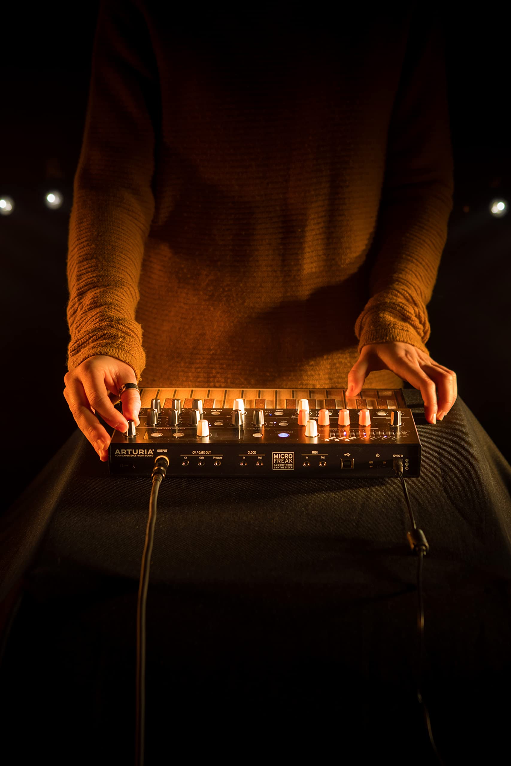 Arturia MicroFreak Deneysel Hibrit Synthesizer