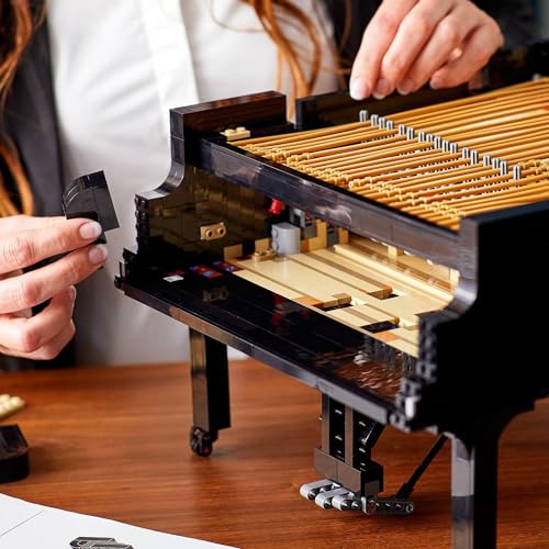 LEGO Ideas Kuyruklu Piyano 21323 – Yetişkinler için İnteraktif Yapım Seti, Hobi Tutkunları ve Müzik Severler için Sergilenebilir Model, Özel Günler için Harika Hediye Fikri (3662 Parça)