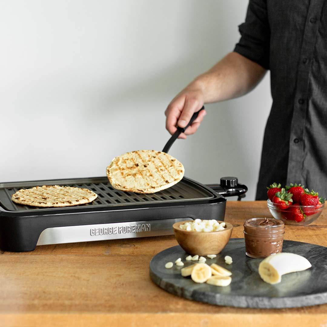 George Foreman Bbq Smokeless Izgara, Masa Üstü, Bulaşık Makinesinde Yıkanabilir, Yağ Damlama Tepsisi ve Dikey Depolama Dahil Düşük Dumanlı Kapalı Barbekü, 25850-56