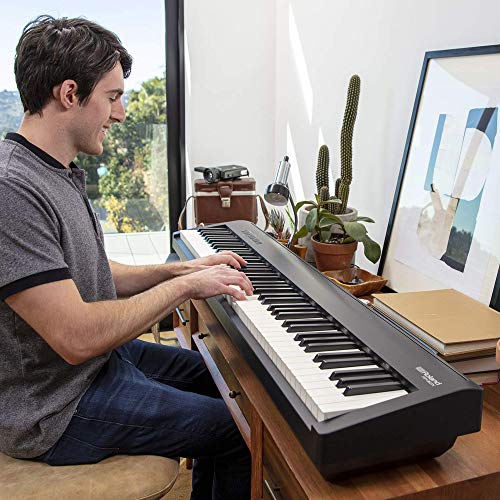 Roland Dahili Güçlü Amplifikatör ve Stereo Hoparlörlü FP-30X Dijital Piyano. Rakipsiz Akustik Hissetme Sesi için Zengin Tonlu Otantik Fildişi 88-Note PHA-4 Klavye. (FP-30X-BK), Siyah
