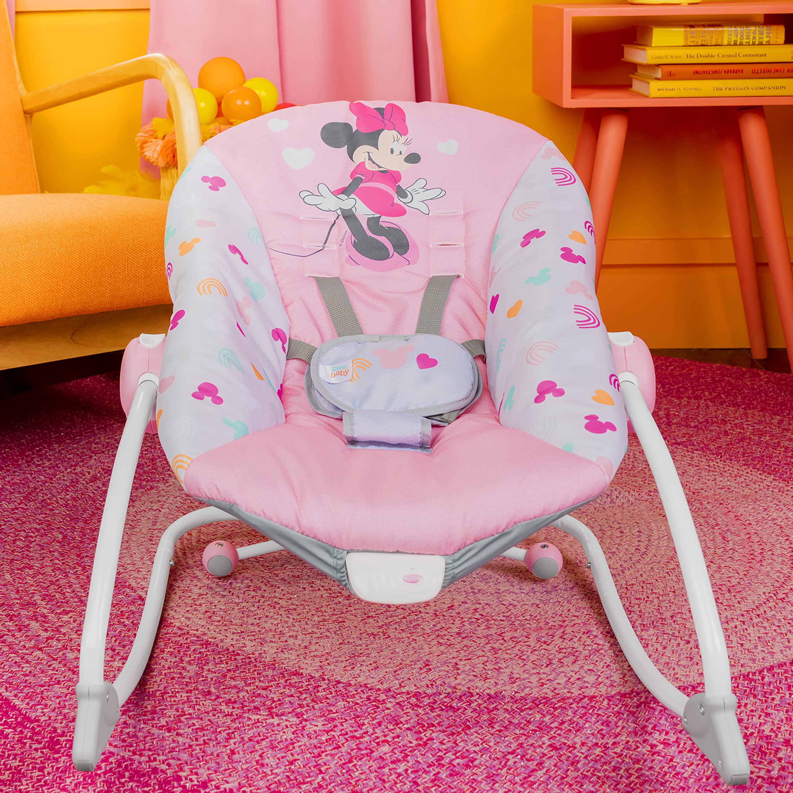 Bright Starts Disney Bebek Minnie Mouse'u Titreşimli ve Çıkartılabilir Oyuncak Çubuğuna Sahip, Bebekten Yürümeye Başlayana Sallanan Oyuncaklı Beşik - Forever Besties, Yenidoğan ve Üzeri