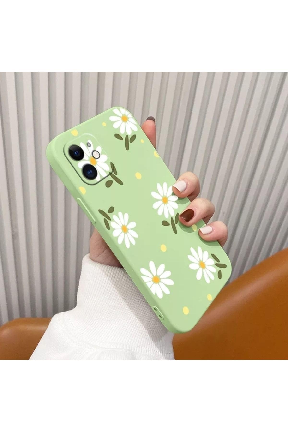 Go Aksesuar Iphone 11 ile Uyumlu Papatya Desenli Kılıf