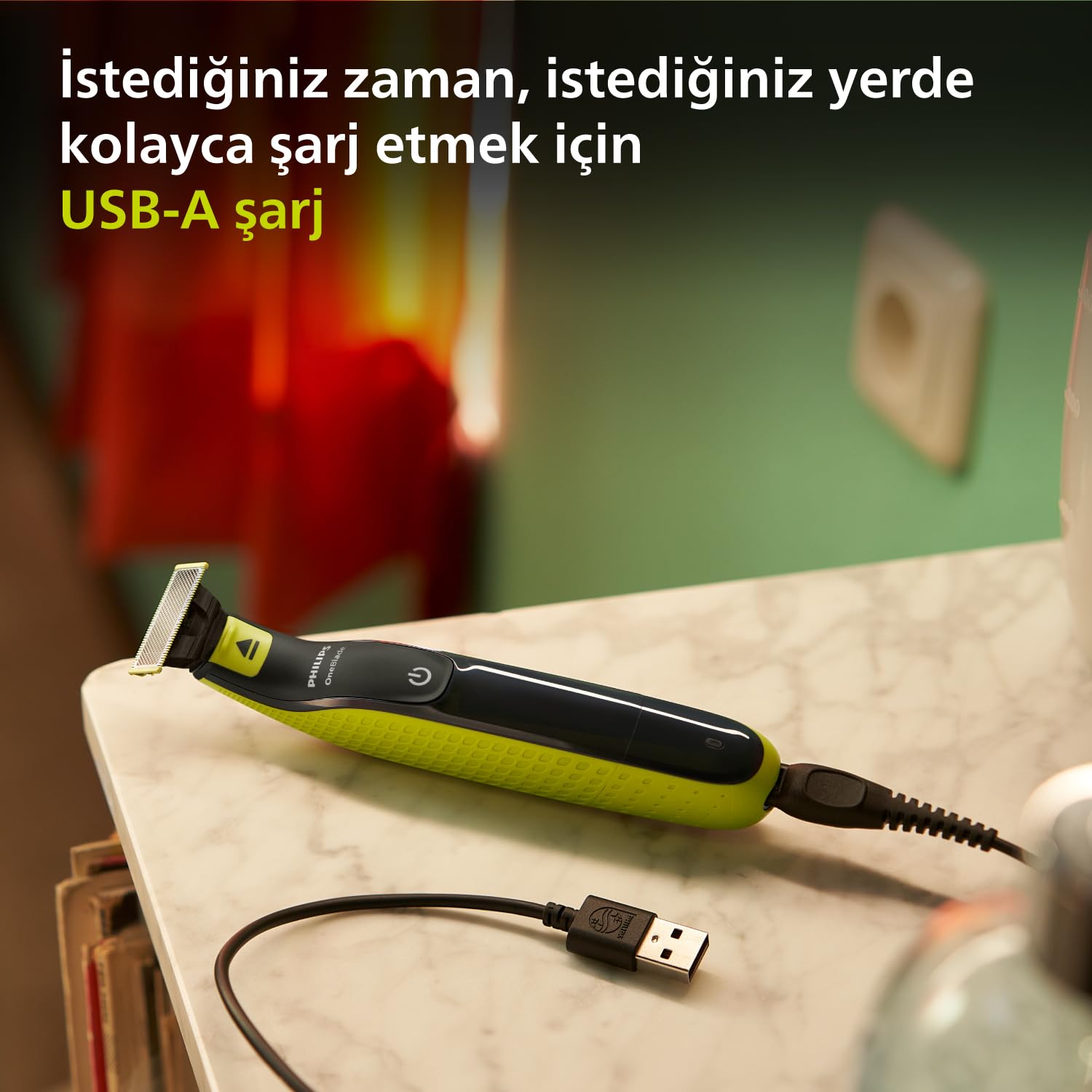 Philips OneBlade Yüz için Hibrit Tıraş Makinesi, Sakal Şekillendirici, Islak/Kuru Kullanım, 5’i 1 Arada Ayarlanabilir Tarak,Çift Taraflı Bıçak, 45 Dakika Kablosuz Performans, QP2724/20