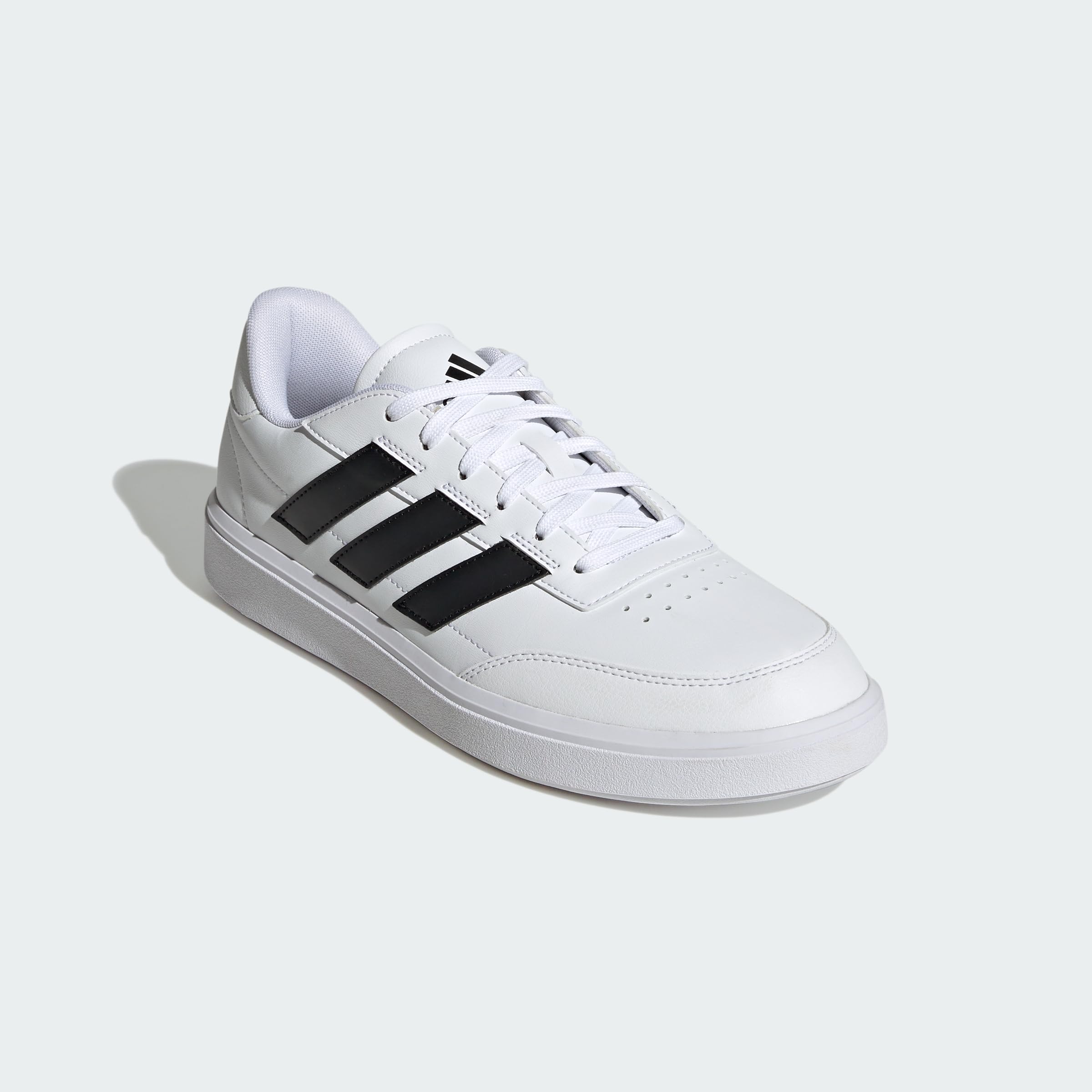 adidas COURTBLOCK Erkek Ayakkabı Düşük Taban (Futbol Dışı), ftwr white/core black/ftwr white, 42
