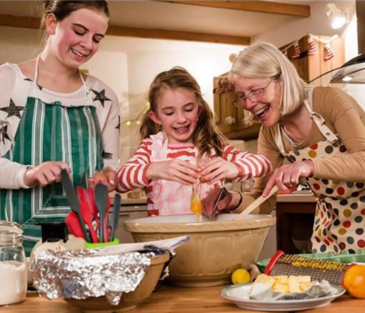 Busstier Yanmaz Yapışmaz Silikon 6'lı Pasta, Yumurta Fırçası, Kaşık Bıçak, Spatula Mutfak Seti