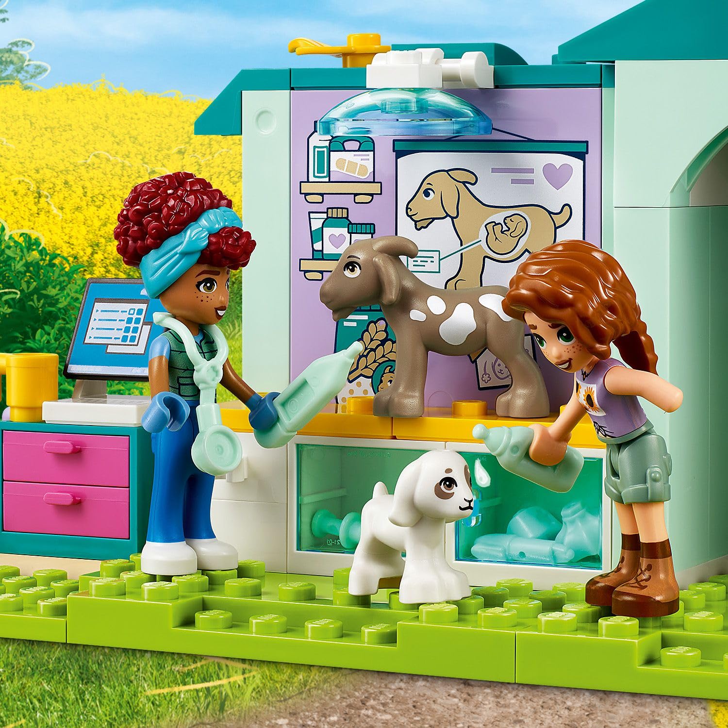 LEGO Friends Çiftlik Hayvanı Veteriner Kliniği 42632-4 Yaş ve Üzeri Çocuklar için Hayvan Figürleri İ