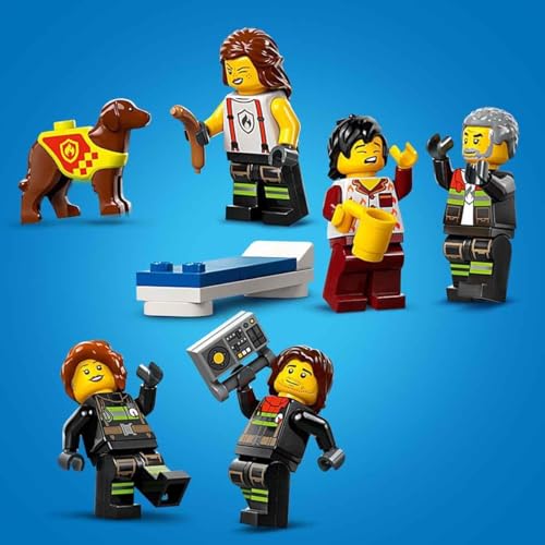 LEGO City İtfaiye Kamyonlu İtfaiye Merkezi 60414-6 Yaş ve Üstü Kız ve Erkek Çocukları için 5 Mini Figür ve 1 Köpek Figürü İçeren Yaratıcı Oyun Seti, Çocuklar için Doğum Günü Hediyesi (843 Parça)