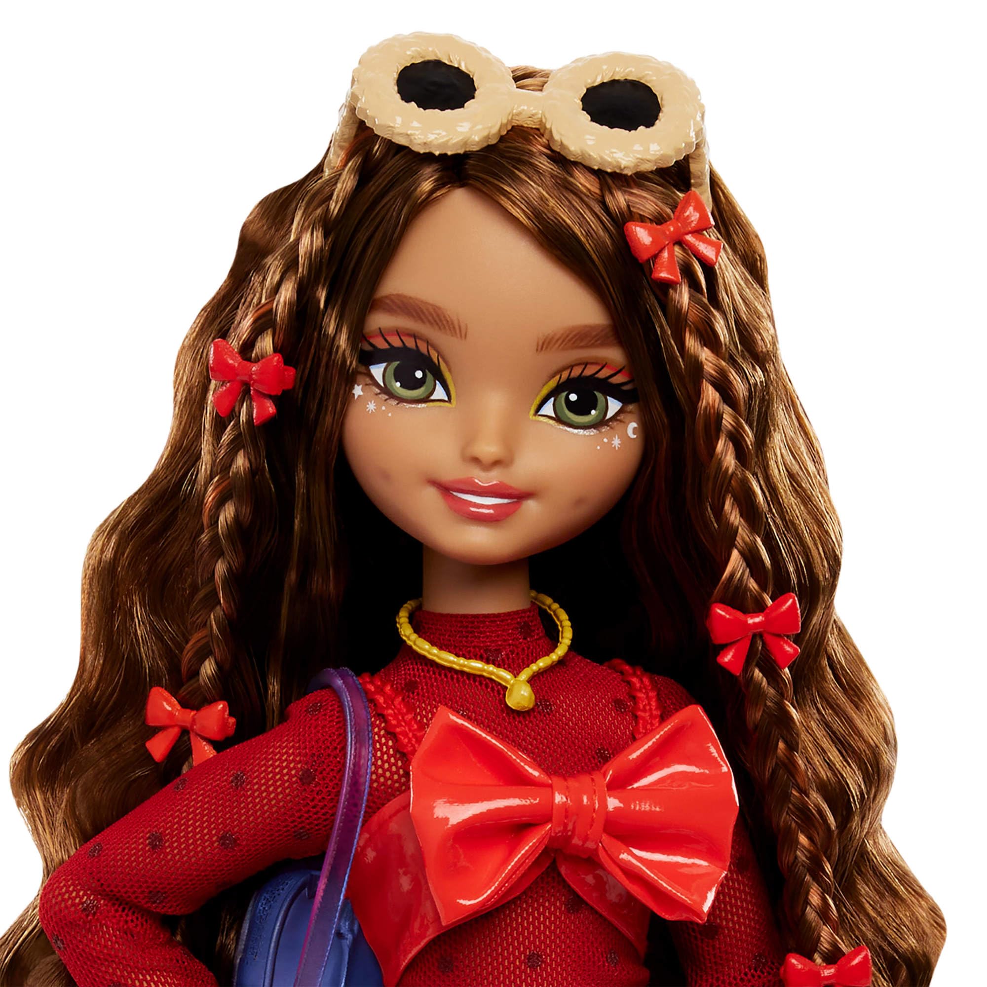 Barbie Dream Besties™ Teresa bebek ve aksesuarları Barbie Rüya Arkadaşlar™ Teresa™ bebek ve video oyunu temalı 10 parça aksesuar HYC23