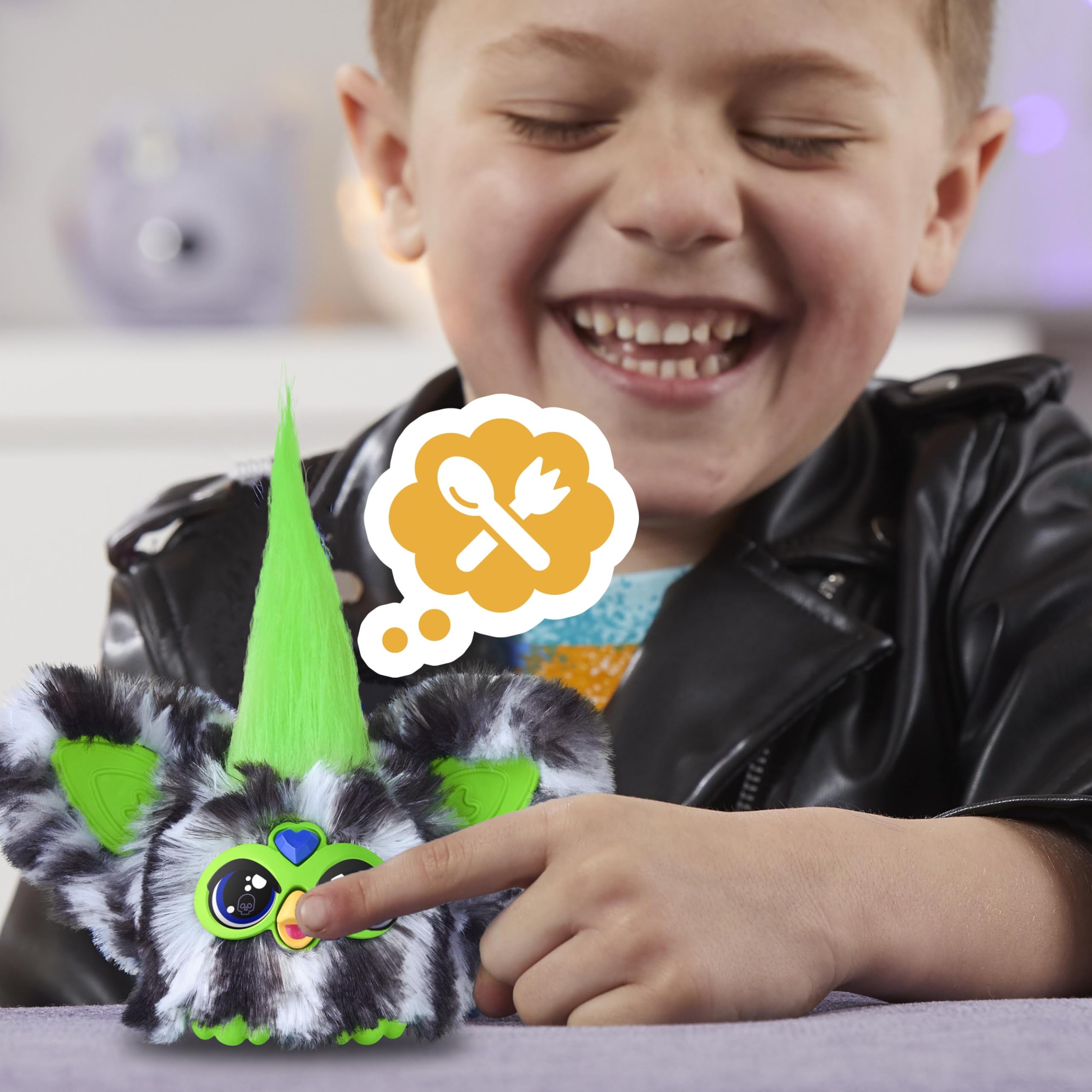 Furby Furblets Fierce & Fabulous 2'li Paket, Greenie-Meanie ve Mayıs-Mayıs 45 Sesli, 6 Yaş ve Üzeri Kızlar ve Erkekler için Elektronik Peluş Oyuncaklar, Yeşil/Siyah ve Pembe/Beyaz (Amazon'a Özel)