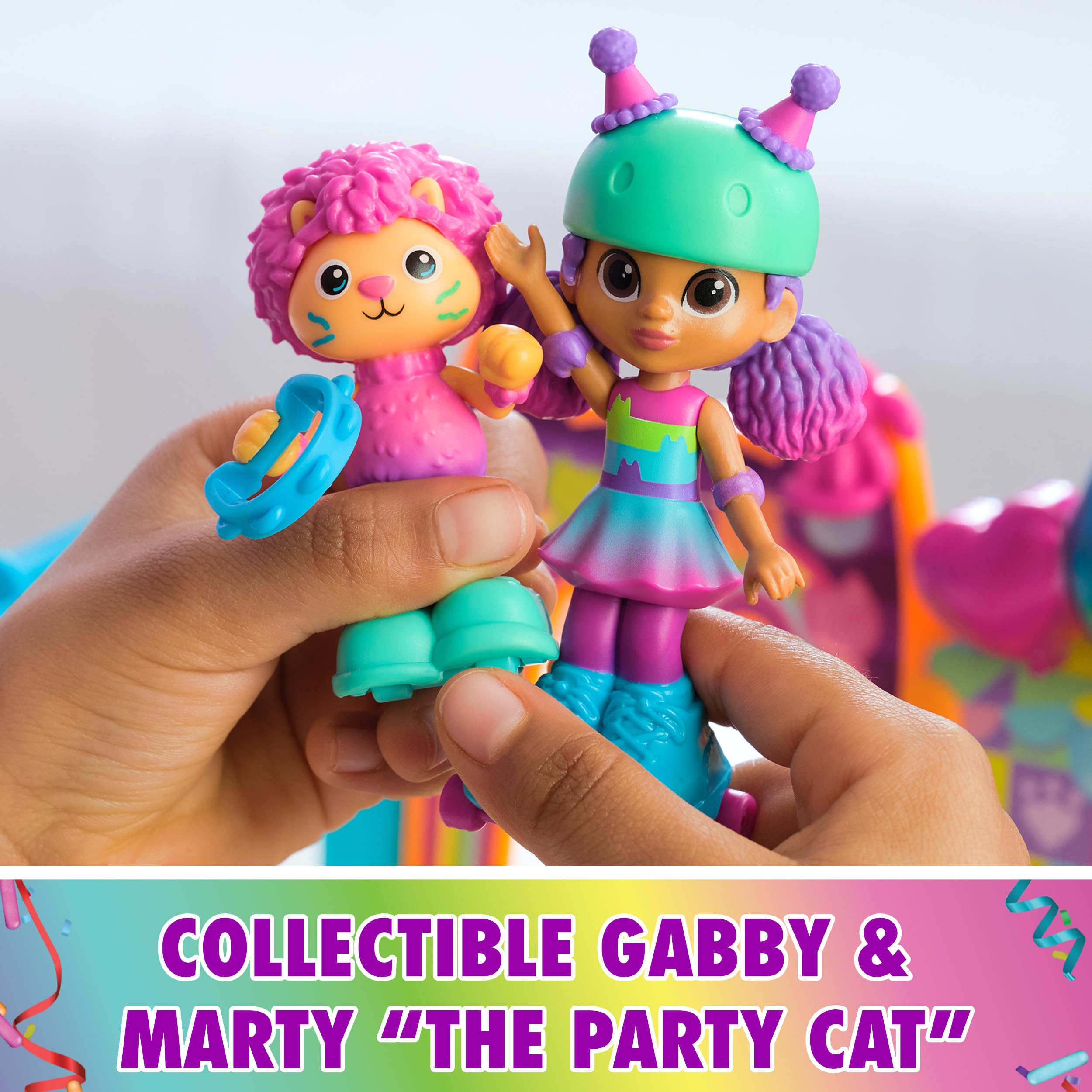Gabby's Dollhouse, parti odası oyun seti, Gabby ve Marty figürlü kaykay parkı çatı katı odası, mobilya ve aksesuarlar, 3 yaş ve üzeri