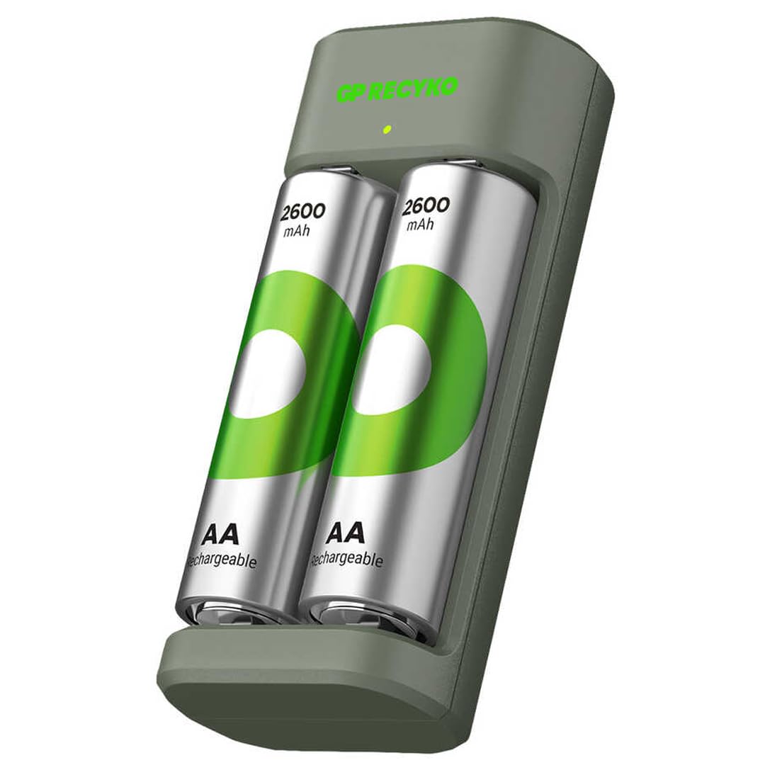 GP E221 USB Pil Şarj Cihazı 2 Adet 2600mAh AA Kalem Pilli Set