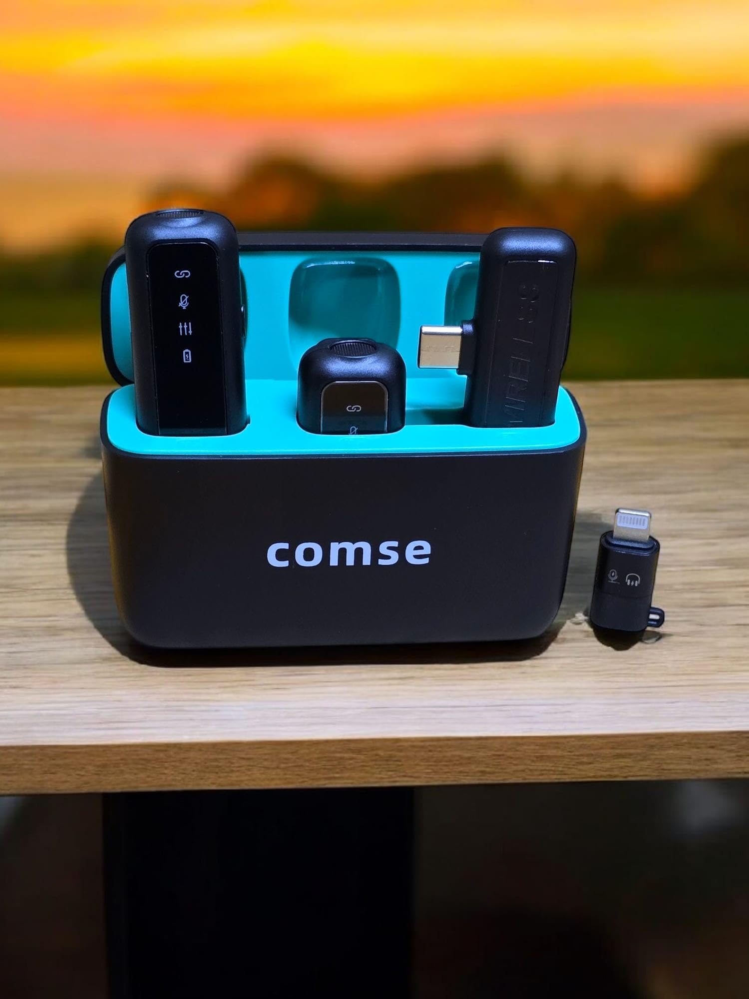 COMSE Sx6 Iphone Ve Type-c Uyumlu Kablosuz Yaka Mikrofonu Göstergeli Led Şarj Kutulu Gürültü Azaltma