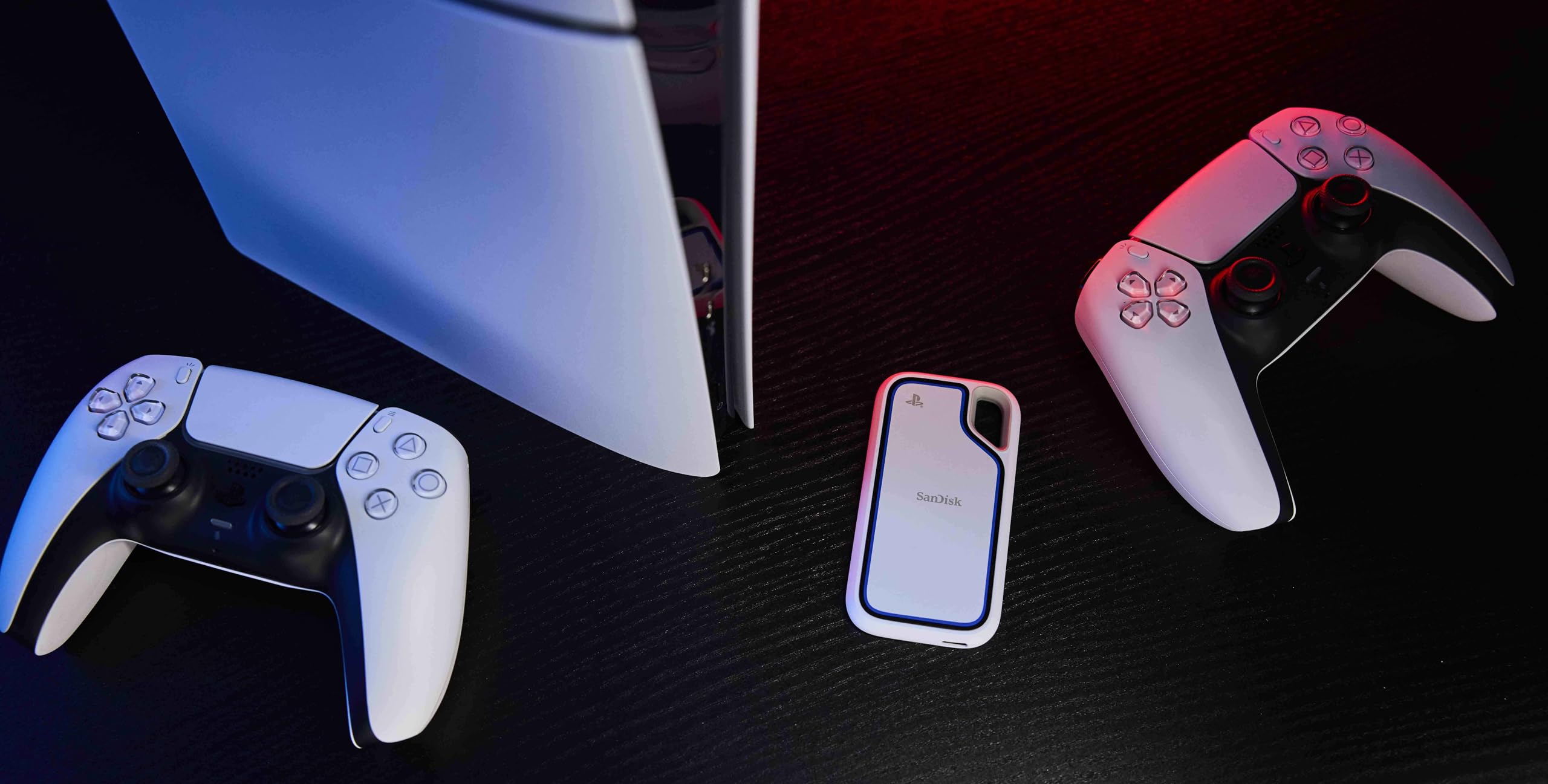 SanDisk Extreme taşınabilir SSD Playstation 5 ve PC's 1 TB için, NVMe SSD performansı, 1000 MB/s'ye kadar okuma hızı, IP65 su ve toz koruması, düşme güvenliği, Discord Nitro 1 ay