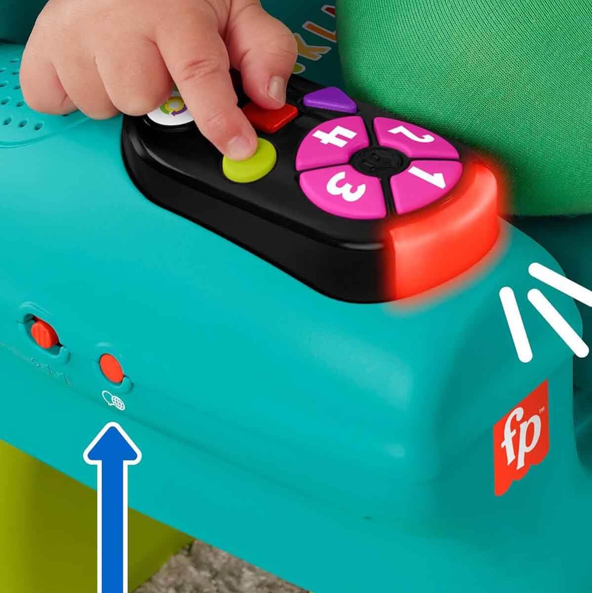 Fisher-Price Birden fazla dil desteğiyle yürüme çağındaki 1 yaş ve üzeri çocuklar için ışıklar, şarkılar ve aktiviteler içeren, turkuaz renkli koltuk şeklinde eğitici oyuncak, JGK94