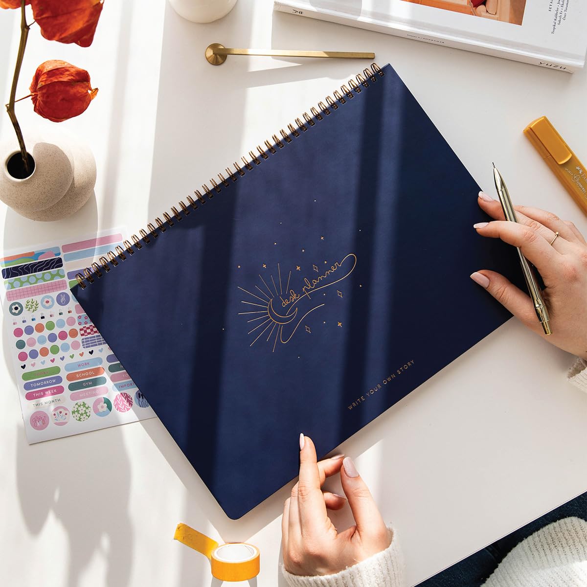 PAPERORA Süresiz Haftalık Spiralli Masaüstü Planlayıcı 24x34 cm - Desk Planner Lacivert