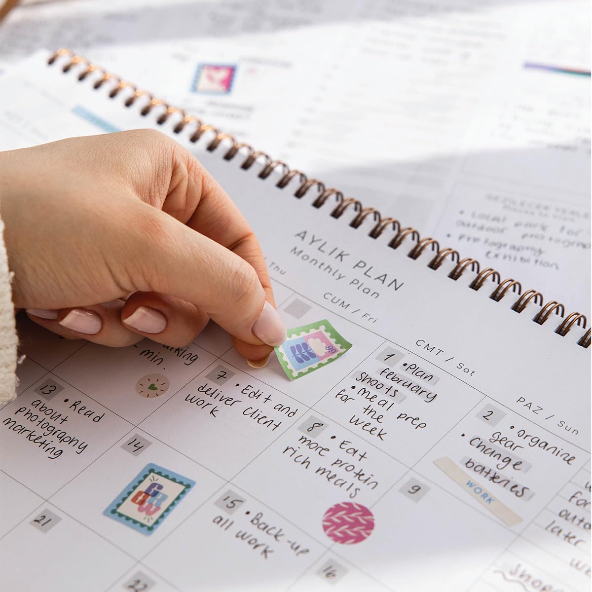 PAPERORA Süresiz Haftalık Spiralli Masaüstü Planlayıcı 24x34 cm - Desk Planner Lacivert