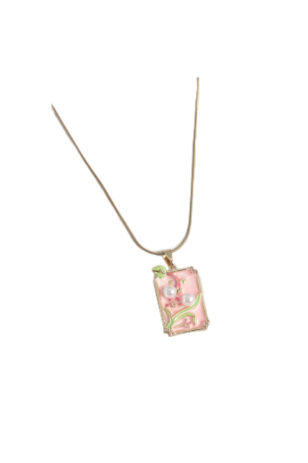 MiyanGo(1066) 316L Çelik Gold Renk Zincir Pembe Mineli İncli Çiçek İşlemeli Portre Model Kadın Kolye - TJ-BKO10193 Çok Renkli Tek Ebat