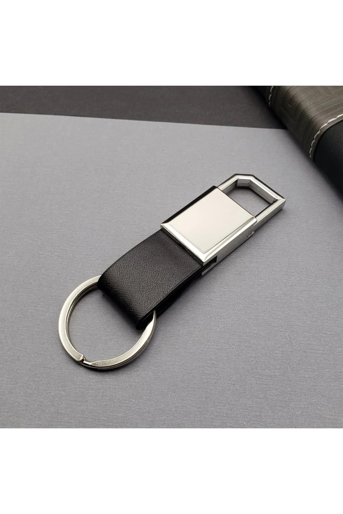MiyanGo(103) Siyah Gümüş Metal Anahtarlık 686230