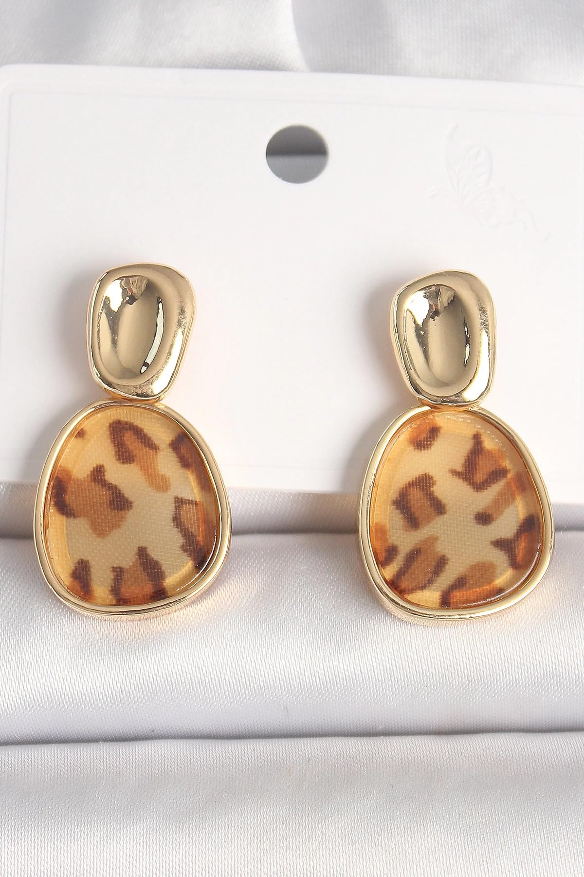 MiyanGo(212) Pirinç Gold Renk Sallantı Leopar Desen Kare Model Kadın Küpe