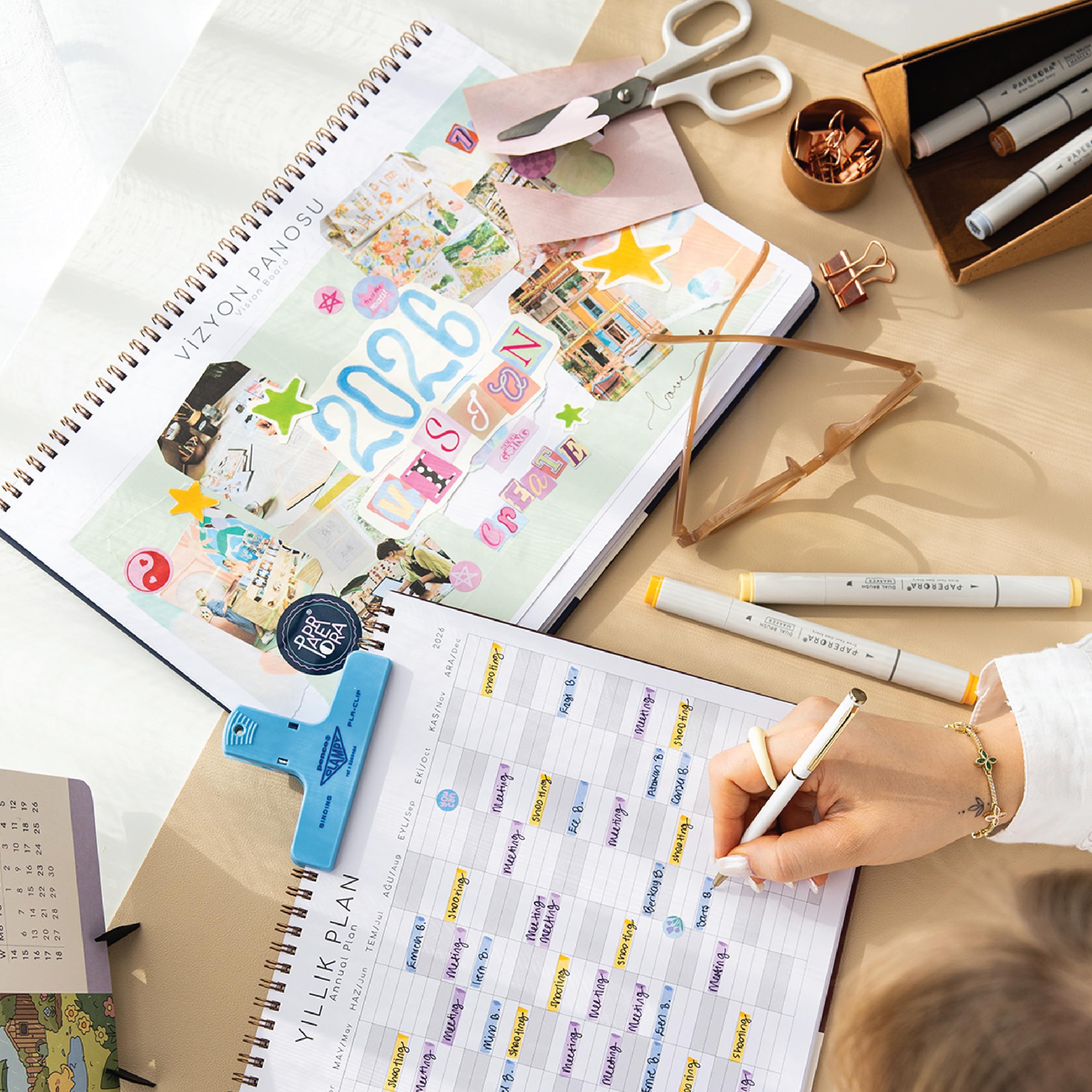 2026 Haftalık Spiralli Masaüstü Planlayıcı 24x34 cm - Desk Planner Manzara