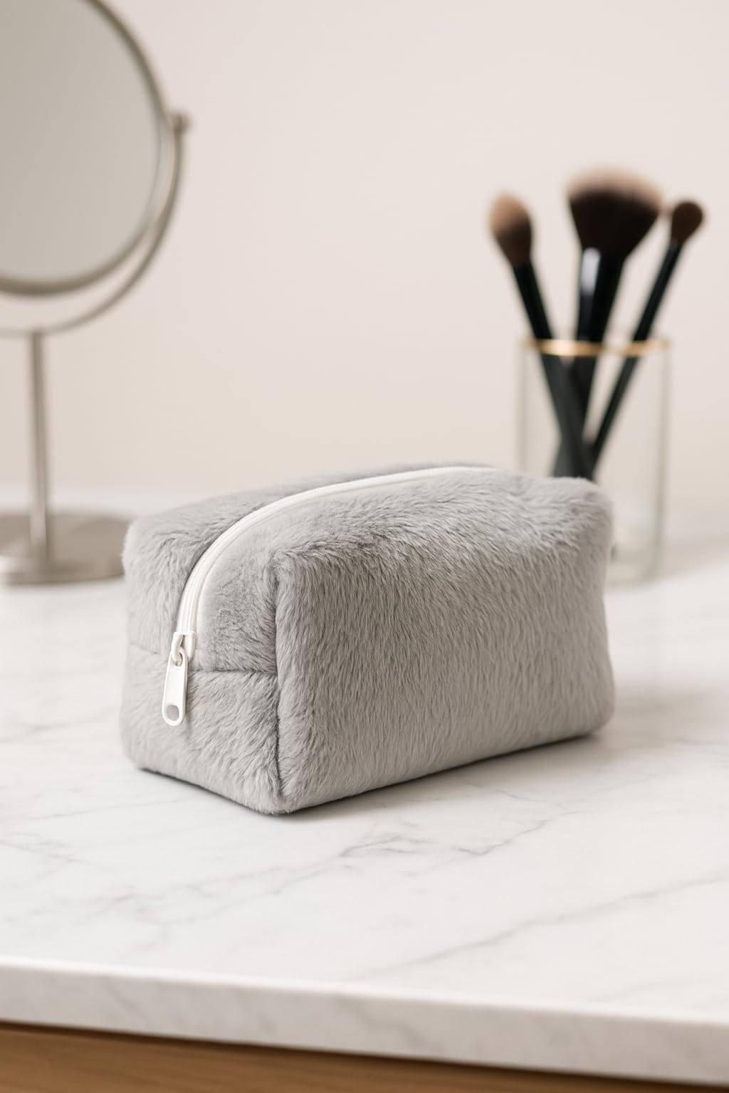 Peluş Yumuşacık Makyaj Çantası - Kozmetik Organizeri (Gri)