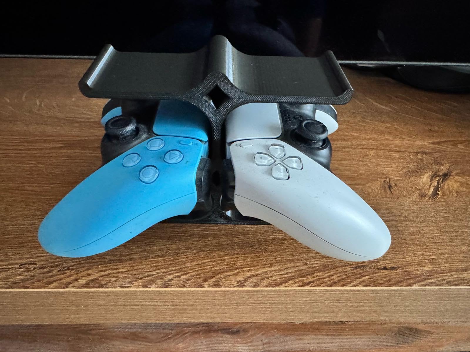 4’lü Oyun Kumandası Standı – Masaüstü Düzenleyici Gaming Aksesuar (Siyah)